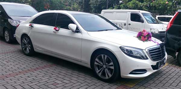 wedding car bandung